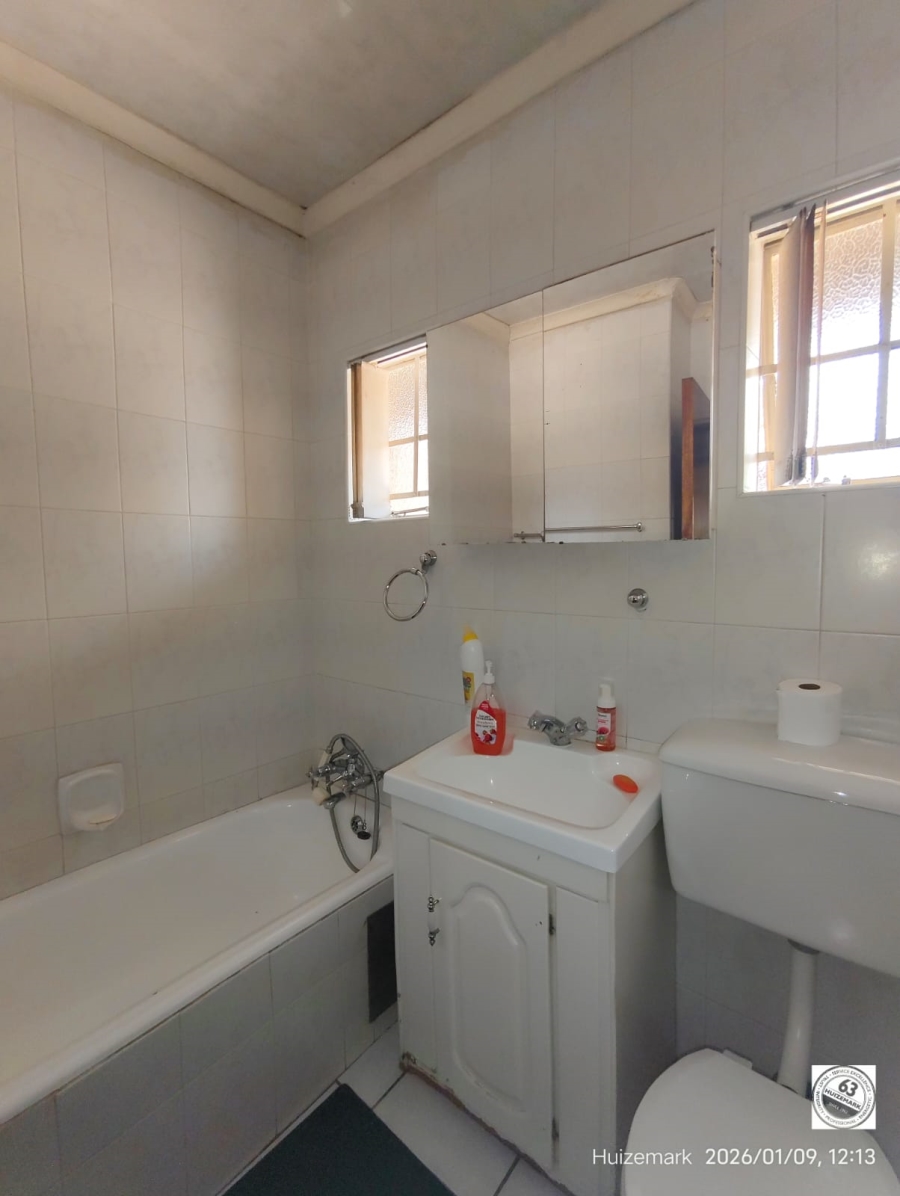 3 Bedroom Property for Sale in Vaalpark Free State